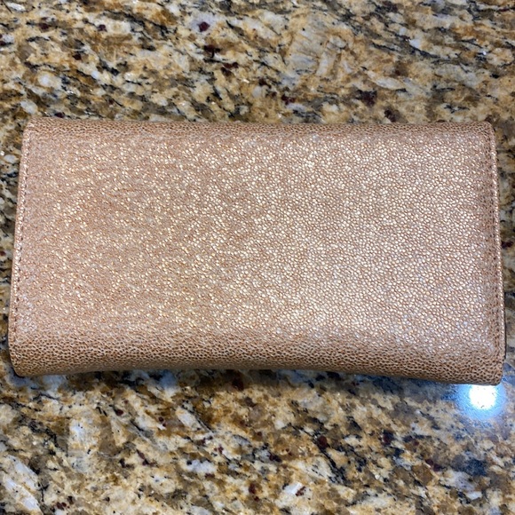 Damsel In Defense Soft Shelly Wallet RFID * - Picture 4 of 5